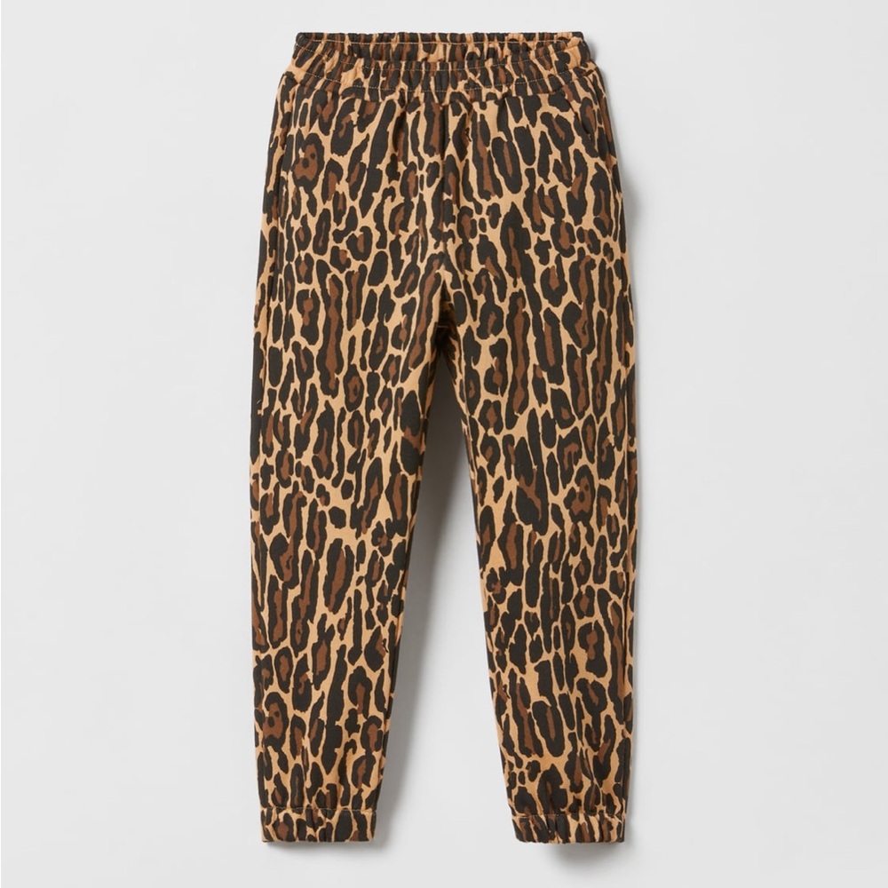 Kids joggers leopard
Size 13/14 years old
Brad Zara